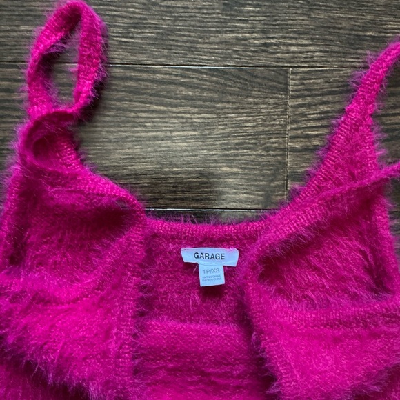 Garage Vibrant Fuchsia Fuzzy Top - Picture 2 of 3